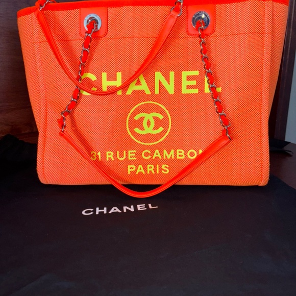 CHANEL Orange Tote Bag with Neon Accents - Picture 7 of 9